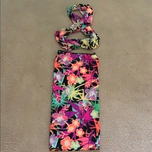 Custom floral 2 piece set